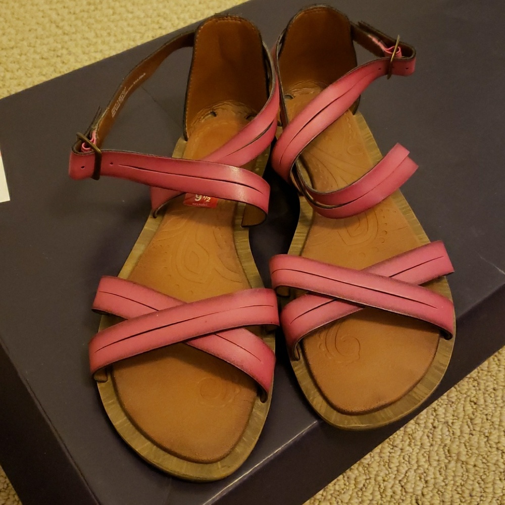 Clark sandals size 9 1/2
